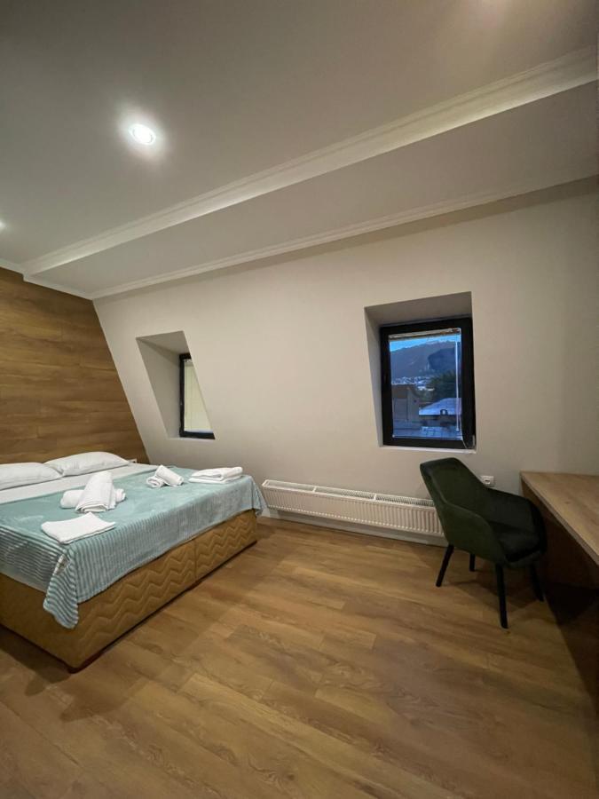 D And D Hotel 第比利斯 外观 照片